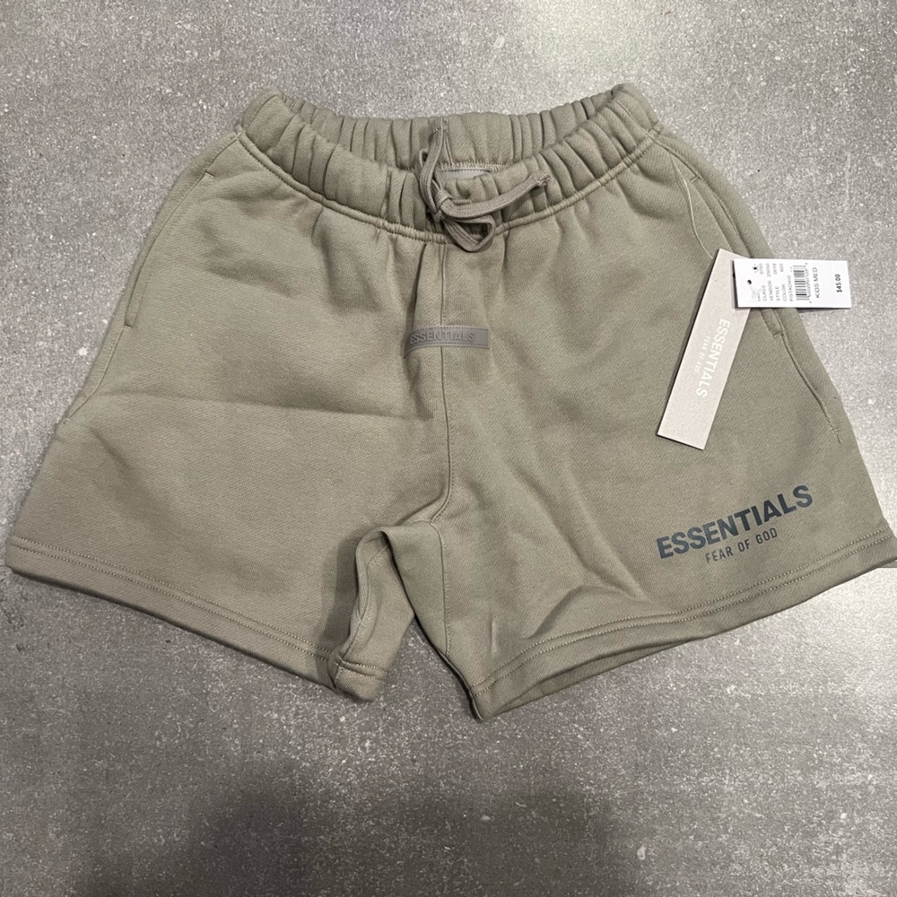 Kids Essentials size 8. Greenish/Gray Shorts NWT